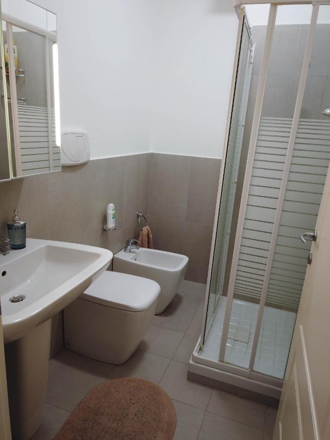 Magenta Centre Economy Apartment Genoa Exterior photo