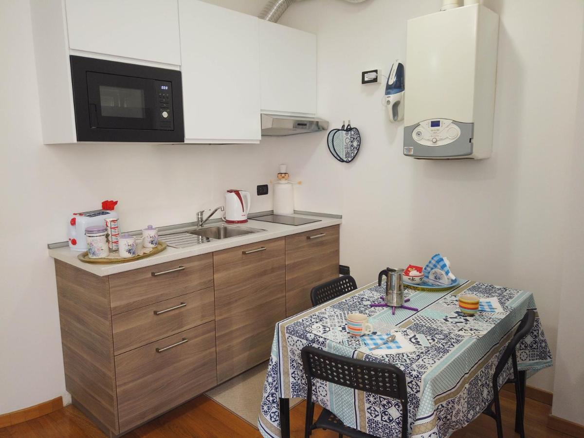 Magenta Centre Economy Apartment Genoa Exterior photo