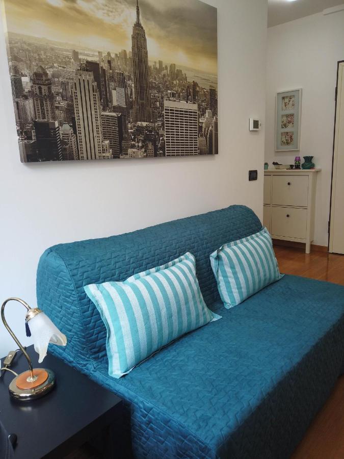 Magenta Centre Economy Apartment Genoa Exterior photo